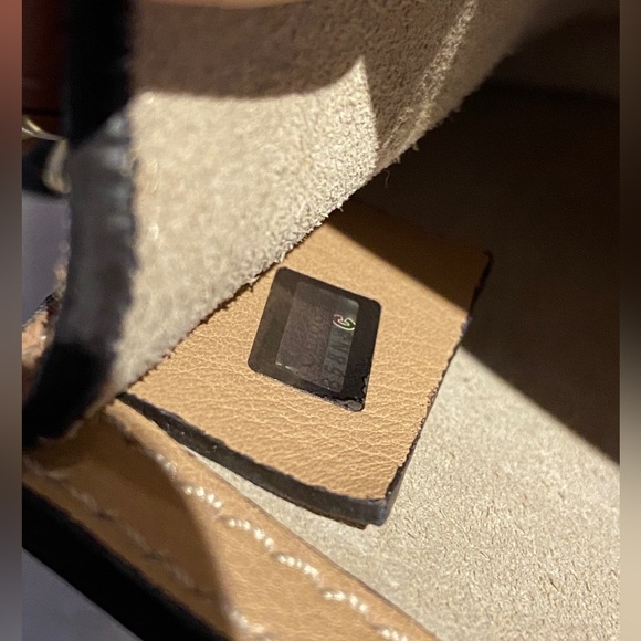 Chloe Nile Crossbody Bag - Picture 17 of 17